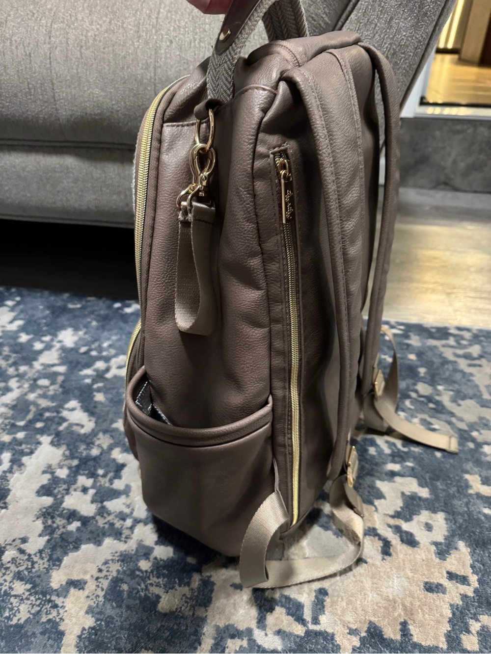 Itzy Ritzy diaper bag backpack - Picture 3 of 6